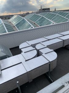Rooftop ductwork with thermal break insulation during installation